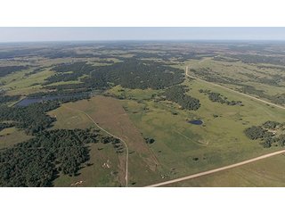 SOUTHWEST CORNER TRACT 4, LOOKING NORTH - LARGE KANSAS AUCTION - 7,672+/- ACRES OFFERED IN 12 TRACTS IN CHAUTAUQUA COUNTY, KANSAS